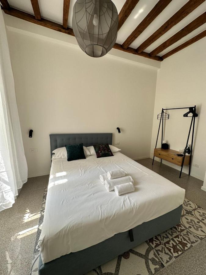 Milano Apartments Navigli Porta Genova ภายนอก รูปภาพ